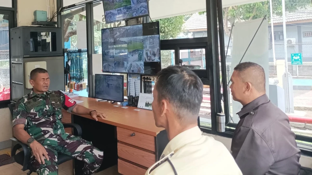 Babinsa Koramil Bogor Utara Perkuat Keamanan Gardu Induk PLN