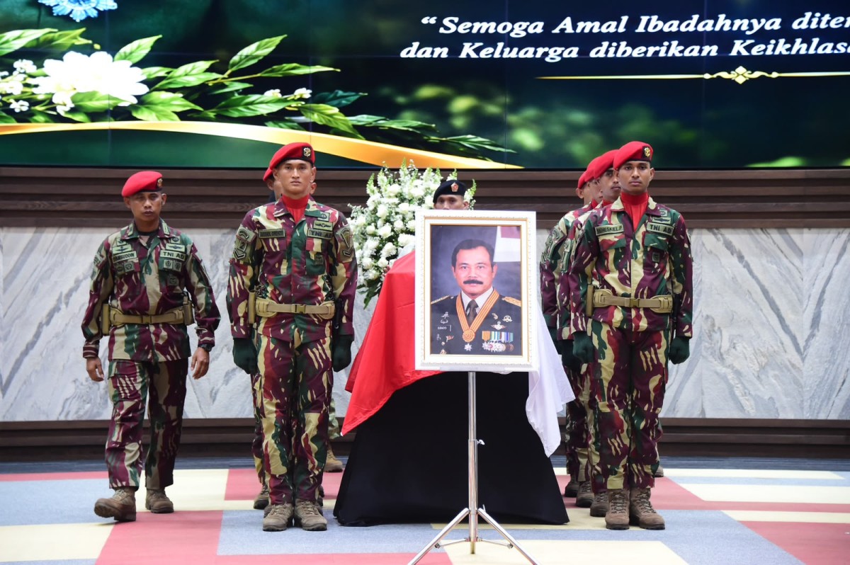 Rangkaian Penghormatan Terakhir TNI AD untuk Mantan Kasad Subagyo Hadi Siswoyo