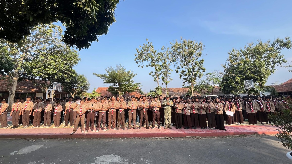 Bamin Posmil Greged Koramil 0620-12/Beber Sosialisasikan Open Recruitment Saka Wira Kartika 2026