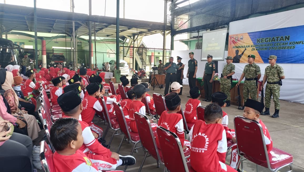 Tanamkan Jiwa Patriotisme Sejak Dini, Puluhan Anak TK RA Al Amanah Bangsri Kunjungi Kodim 0713/Brebes