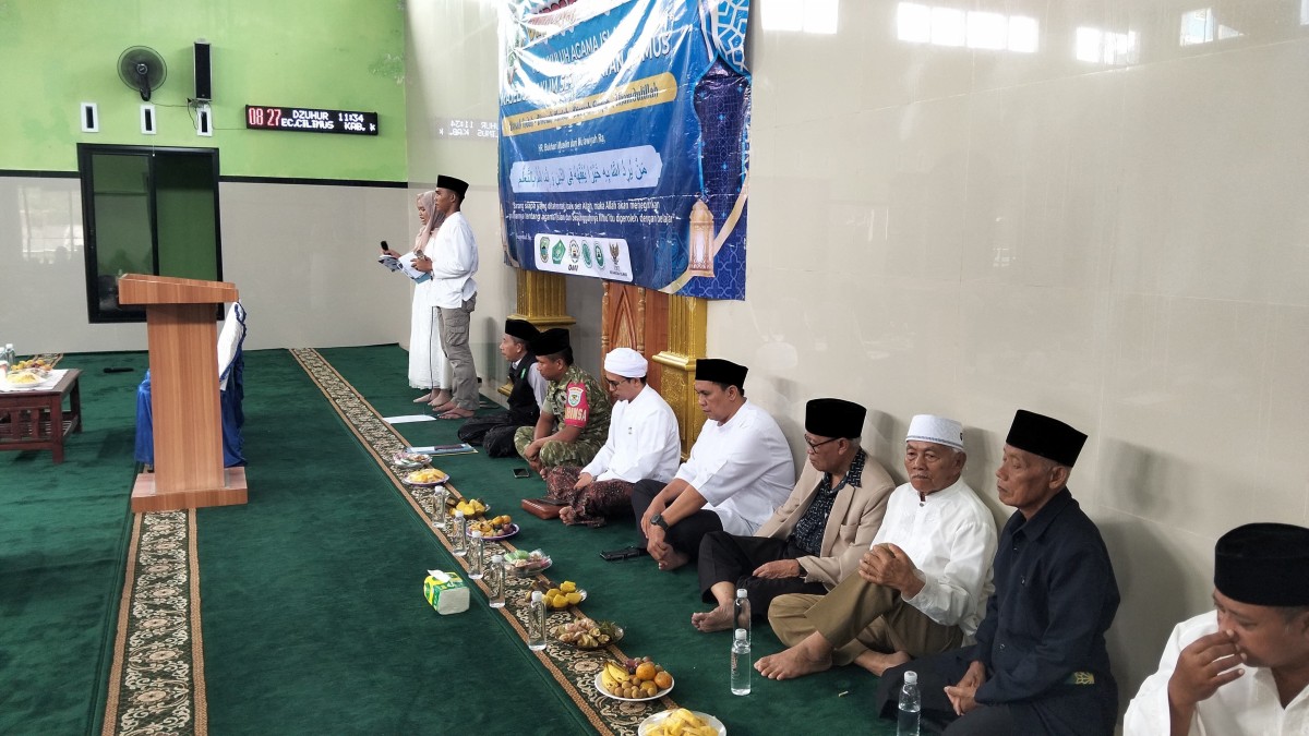 Babinsa Linggamekar Hadiri Pengajian Dirosah Islamiyah, Pererat Ukhuwah Islamiyah dengan Masyarakat