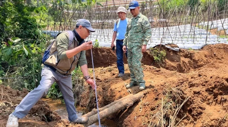 Jalan Dibuka, Air Tetap Mengalir, TNI Pikirkan Sawah Warga