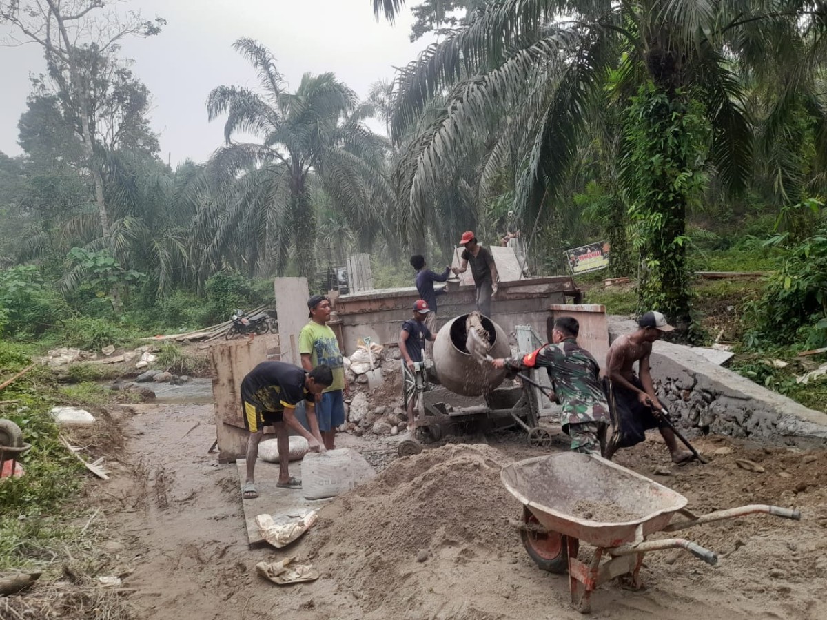 Kodim 0212/TS Bangun Jembatan Beton di Paluta Capai 95 Persen