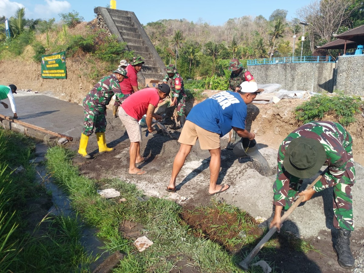 Dorong Kesejahteraan Petani, Kodim 1609/Buleleng Tingkatkan Infrastruktur Jalan Pedesaan