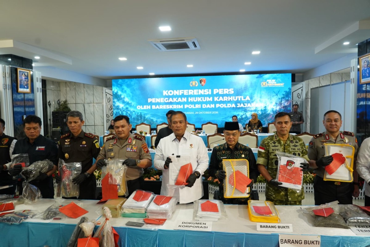 Pangdam XII/Tpr Hadiri Press Release Penegakan Hukum Karhutla Oleh Bareskrim Polri